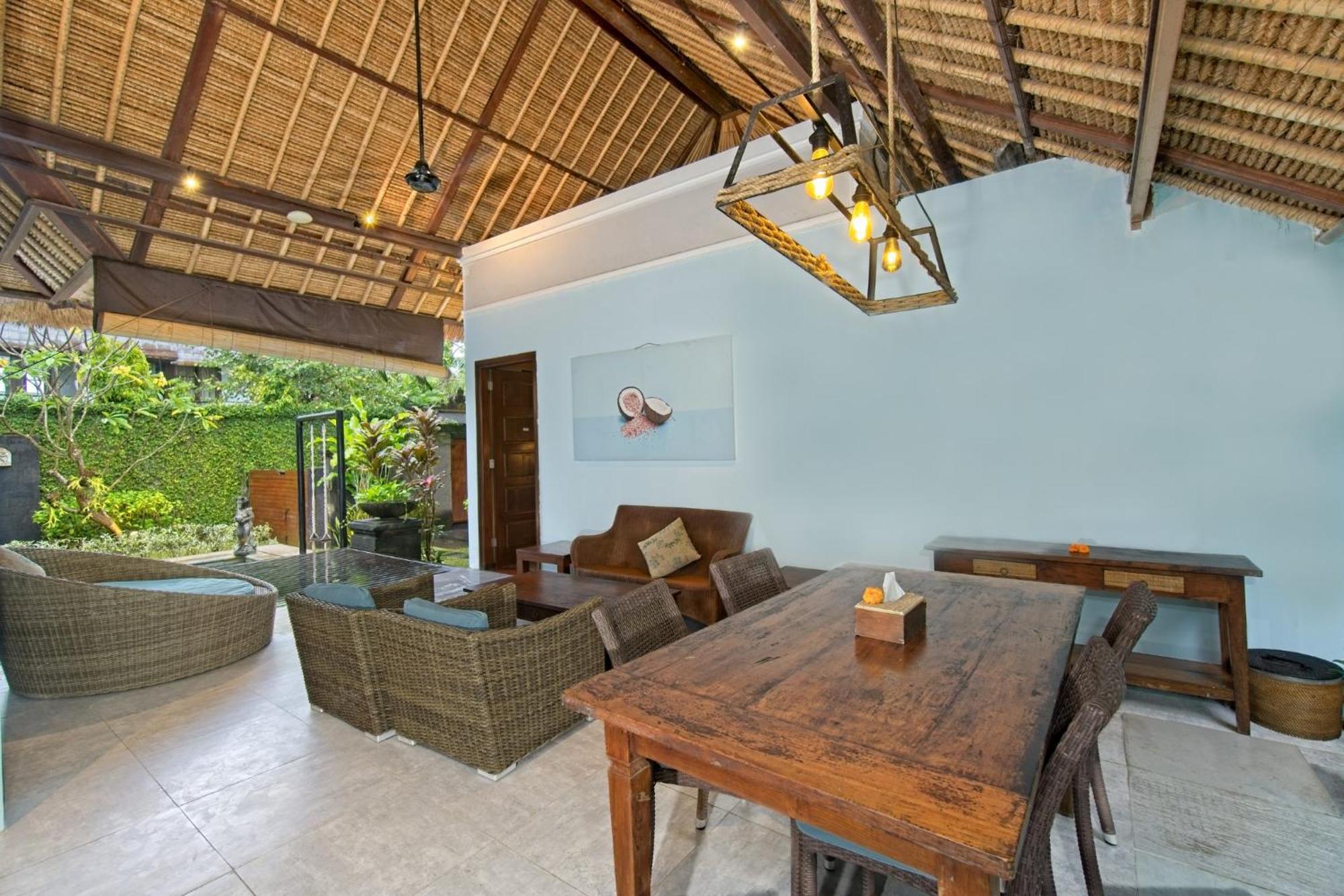 Kecapi Villa Seminyak By Ini Vie Hospitality Exterior foto