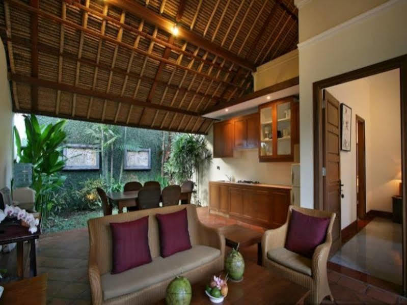 Kecapi Villa Seminyak By Ini Vie Hospitality Exterior foto